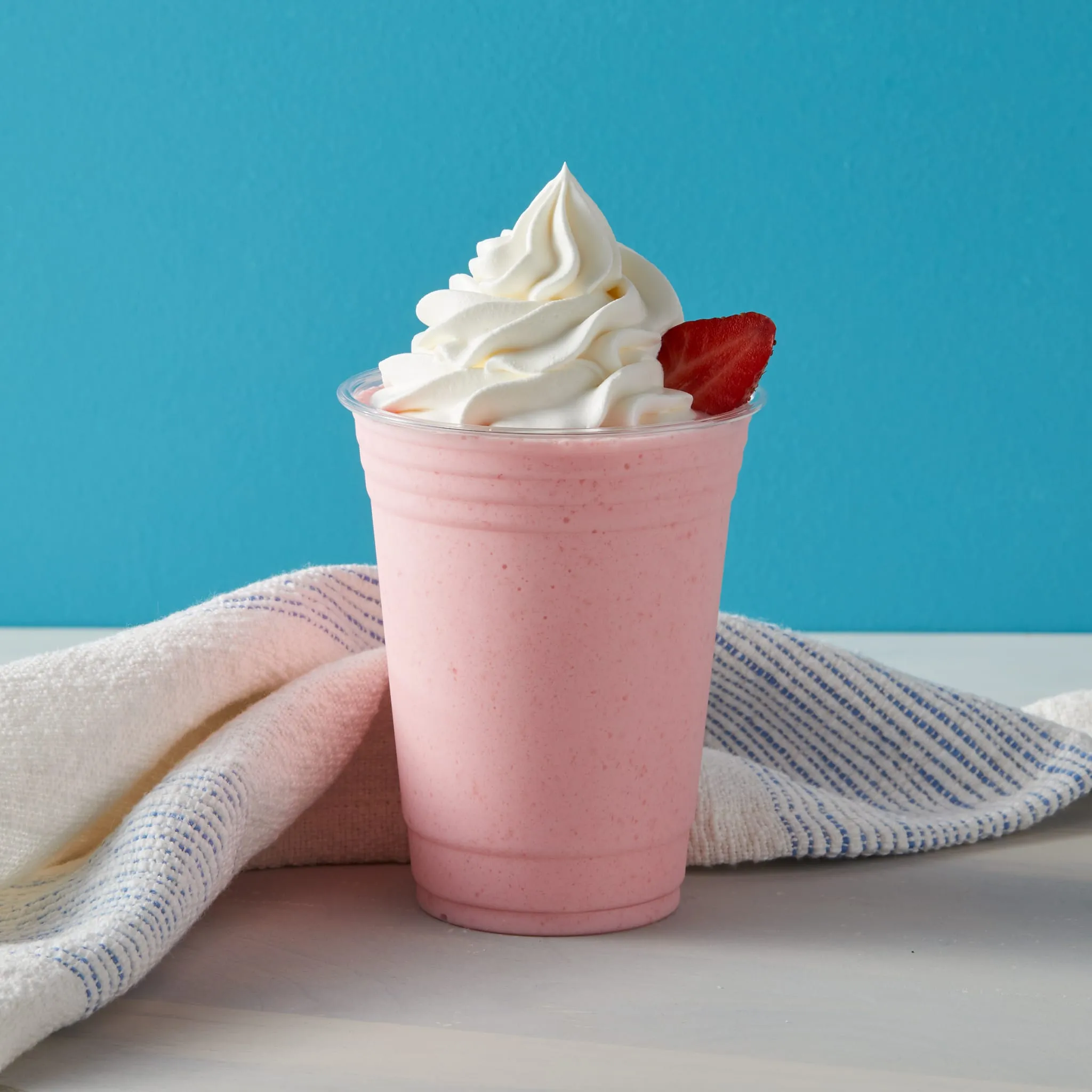 Strawberry Blended Crème Beverage Mix - 5 x 3.5lb Bags