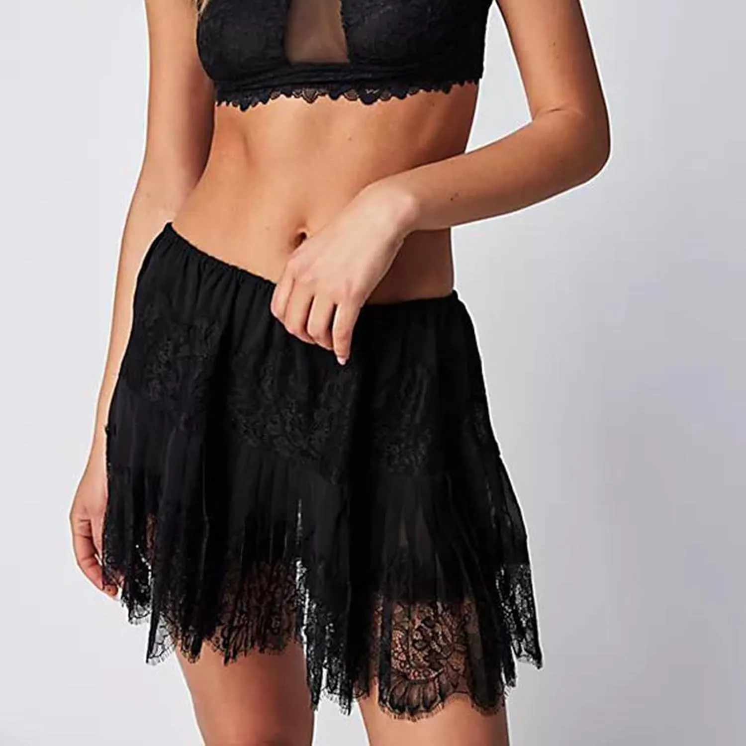Women Tiered Lace Mini Skirt Summer Casual Elastic Pleated Lace Trim Short Skirts Underskirt Y2k Ruffle Skirt